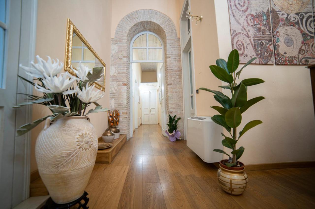 La Ghirlanda B&B 卡利亚里 外观 照片